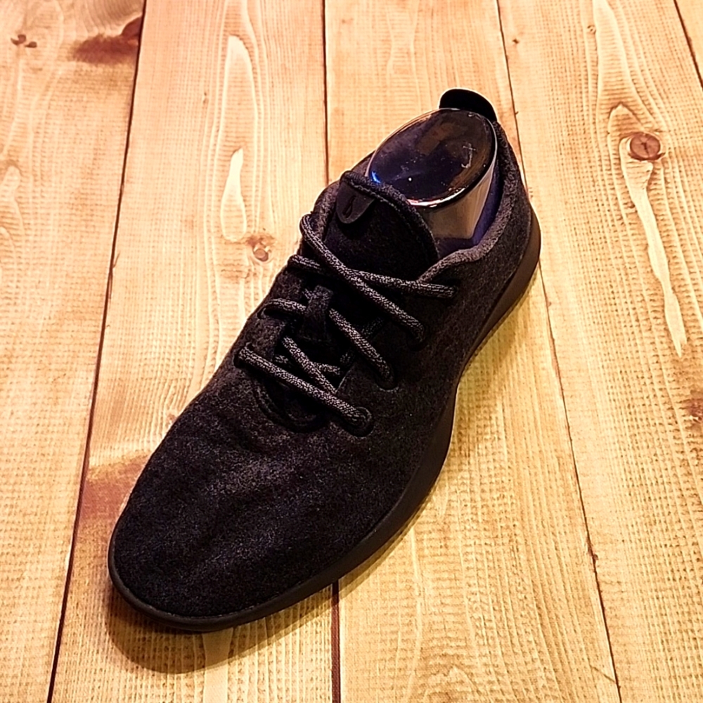 Allbirds Women's Size 10 Tree Runner Charcoal Grey Shoes